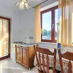 Alba-2 By Interhome Lägenhet